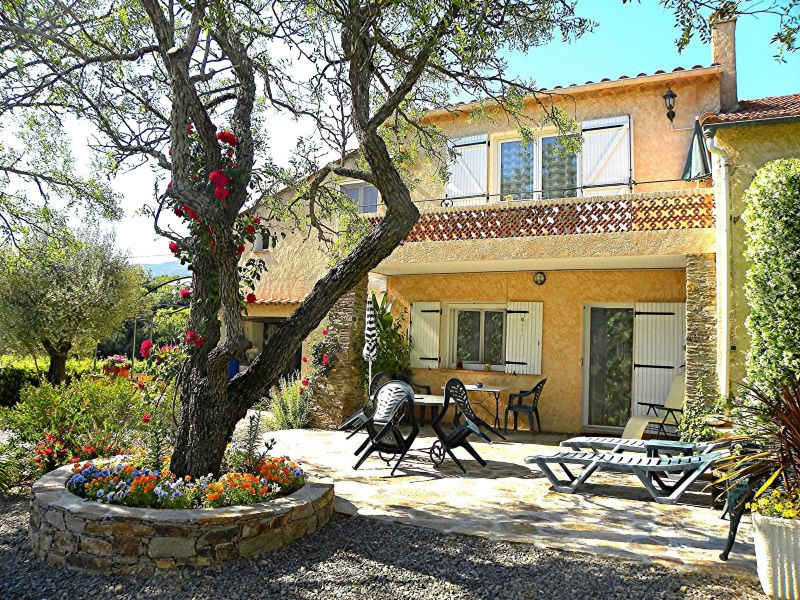 photo 0 Owner direct vacation rental Grimaud studio Provence-Alpes-Cte d'Azur Var View of the property from outside