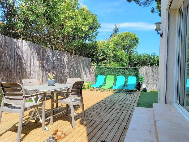 photo 7 Owner direct vacation rental Saint Cyr sur Mer appartement Provence-Alpes-Cte d'Azur Var Garden