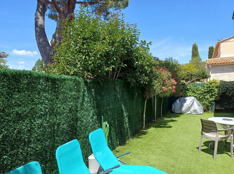 photo 15 Owner direct vacation rental Saint Cyr sur Mer appartement Provence-Alpes-Cte d'Azur Var Garden