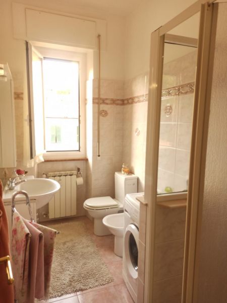 photo 20 Owner direct vacation rental La Spezia appartement Liguria La Spezia Province bathroom