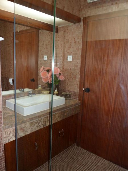 photo 15 Owner direct vacation rental Vilamoura appartement Algarve  bathroom