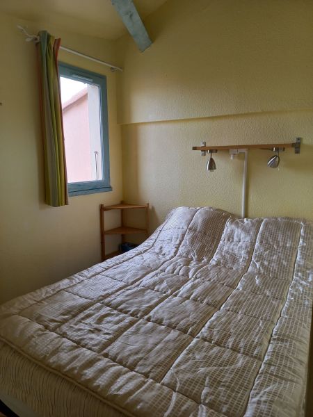 photo 4 Owner direct vacation rental Saint Pierre la Mer appartement Languedoc-Roussillon Aude bedroom