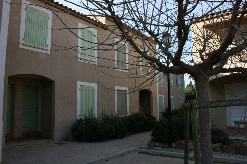 photo 13 Owner direct vacation rental Orange gite Provence-Alpes-Cte d'Azur Vaucluse View of the property from outside