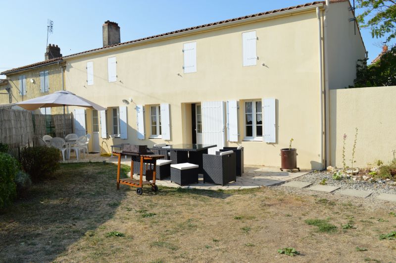 photo 0 Owner direct vacation rental La Rochelle maison Poitou-Charentes Charente-Maritime View from the terrace