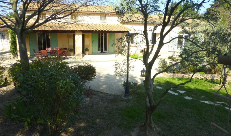 photo 3 Owner direct vacation rental Avignon maison Provence-Alpes-Cte d'Azur Vaucluse View of the property from outside