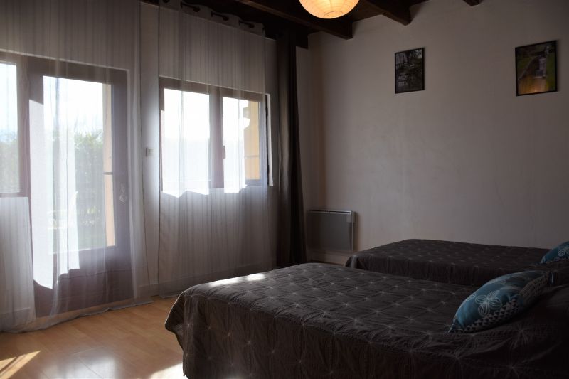 photo 11 Owner direct vacation rental Bergerac gite Aquitaine Dordogne bedroom 2