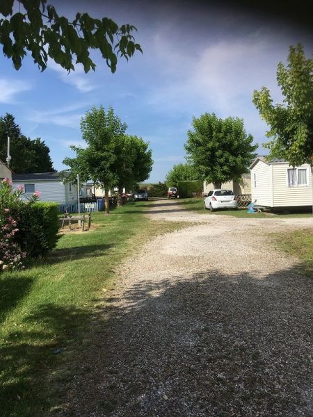 photo 2 Owner direct vacation rental Meschers mobilhome Poitou-Charentes Charente-Maritime View of the property from outside