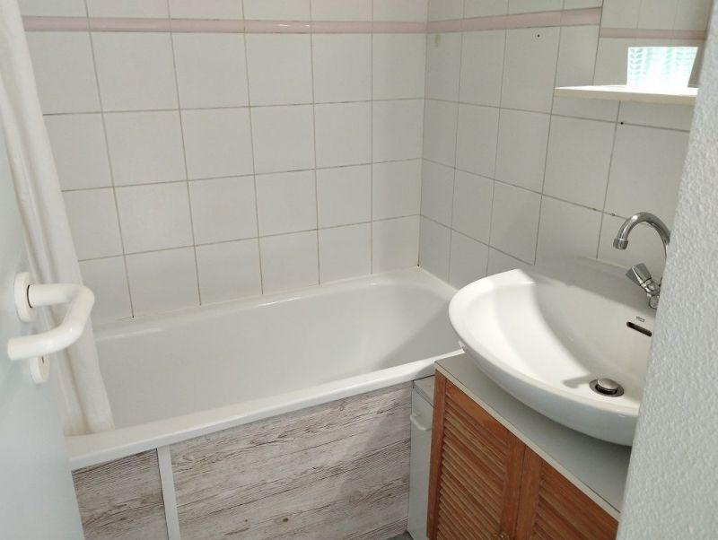 photo 7 Owner direct vacation rental Royan appartement Poitou-Charentes Charente-Maritime bathroom