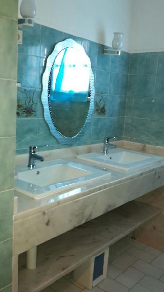 photo 6 Owner direct vacation rental Tavira villa Algarve  bathroom 1