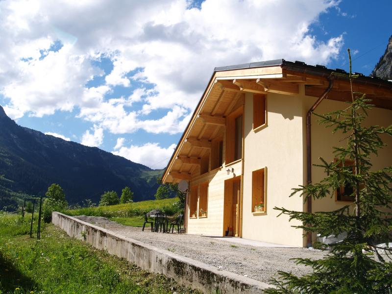 photo 11 Owner direct vacation rental Pralognan la Vanoise chalet Rhone-Alps Savoie View of the property from outside