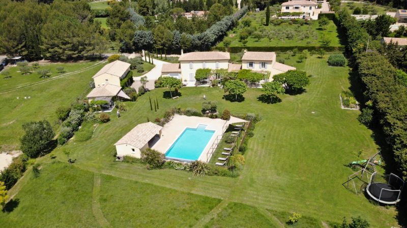 photo 17 Owner direct vacation rental Lourmarin gite Provence-Alpes-Cte d'Azur Vaucluse View of the property from outside