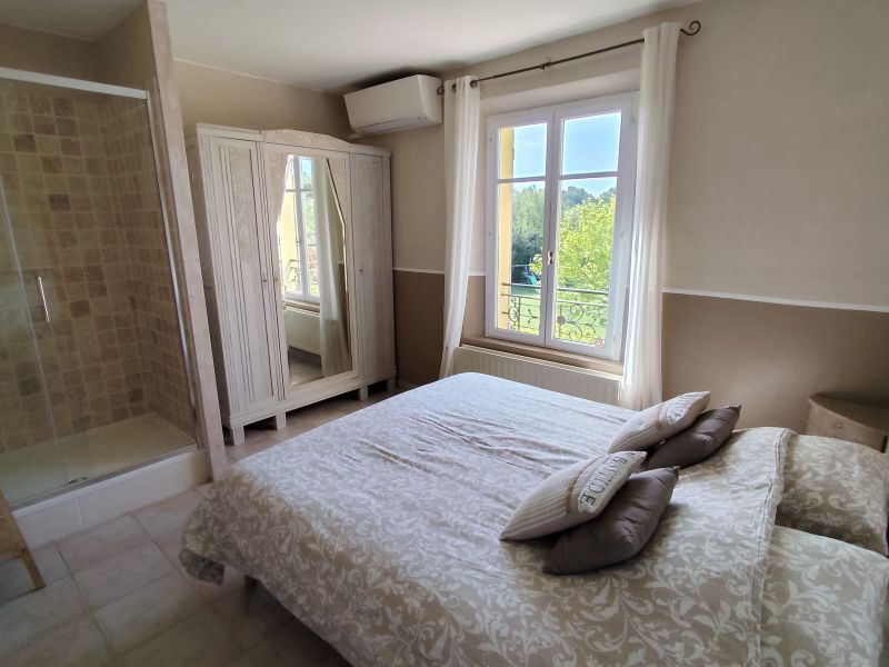 photo 5 Owner direct vacation rental Lourmarin gite Provence-Alpes-Cte d'Azur Vaucluse bedroom 1