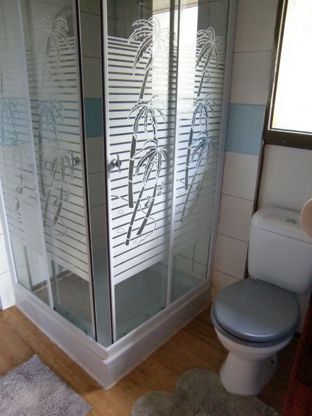 photo 6 Owner direct vacation rental Les Anses d'Arlet bungalow   bathroom