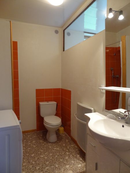 photo 6 Owner direct vacation rental Tarascon sur Arige gite Midi-Pyrnes Arige Half bath 2