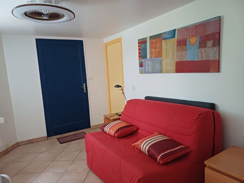 photo 10 Owner direct vacation rental Bormes Les Mimosas appartement Provence-Alpes-Cte d'Azur Var Lounge