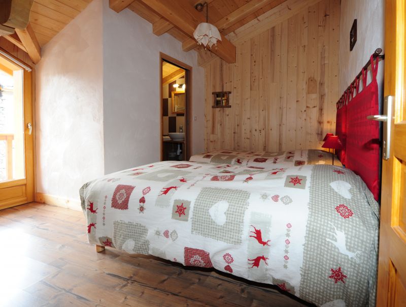 photo 14 Owner direct vacation rental Les Menuires chalet Rhone-Alps Savoie bedroom 5
