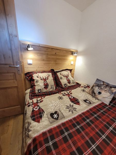 photo 9 Owner direct vacation rental Les Menuires appartement Rhone-Alps Savoie bedroom