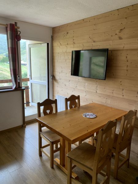 photo 2 Owner direct vacation rental Les Menuires appartement Rhone-Alps Savoie Living room