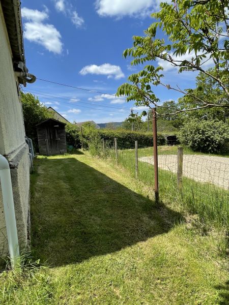 photo 11 Owner direct vacation rental Autun gite Burgundy Sane et Loire View of the property from outside