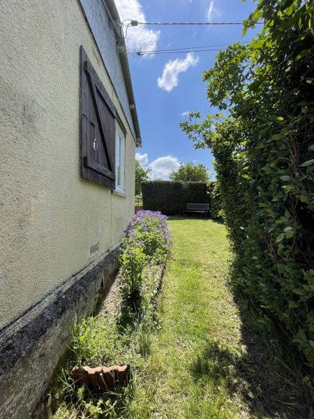 photo 12 Owner direct vacation rental Autun gite Burgundy Sane et Loire View of the property from outside