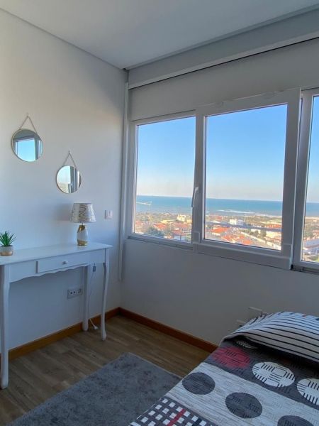 photo 9 Owner direct vacation rental Porto appartement Grand Porto  bedroom 3