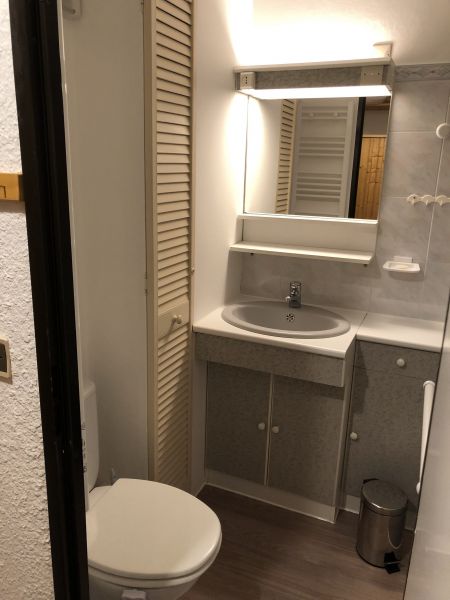 photo 12 Owner direct vacation rental Alpe d'Huez appartement Rhone-Alps Isre Half bath