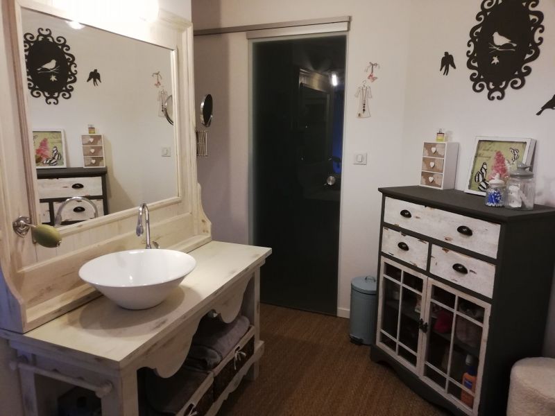 photo 6 Owner direct vacation rental Le Barcares maison Languedoc-Roussillon Pyrnes-Orientales Half bath 1