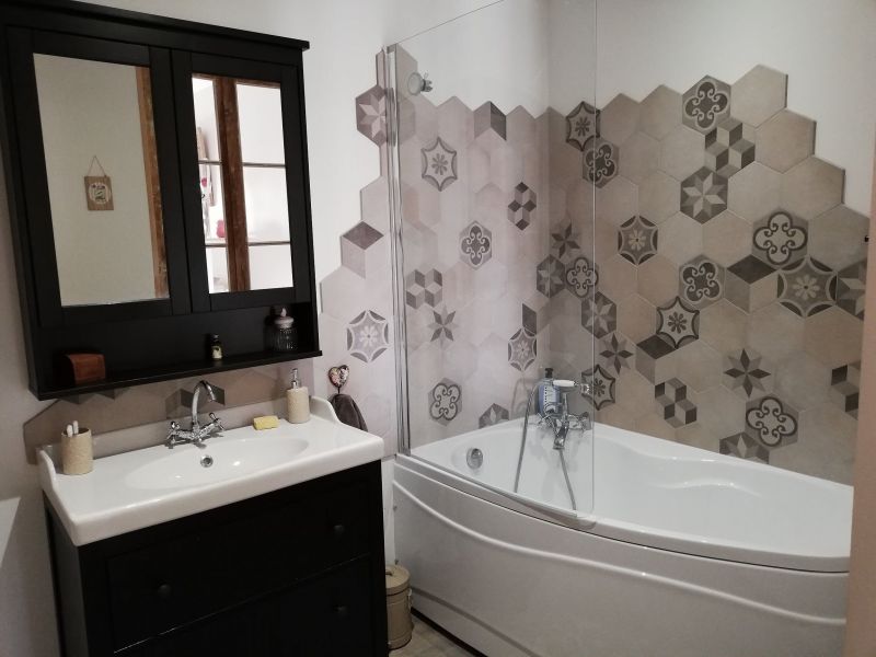 photo 10 Owner direct vacation rental Le Barcares maison Languedoc-Roussillon Pyrnes-Orientales bathroom