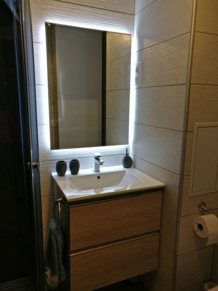 photo 14 Owner direct vacation rental Villard de Lans - Correnon en Vercors studio Rhone-Alps Isre bathroom