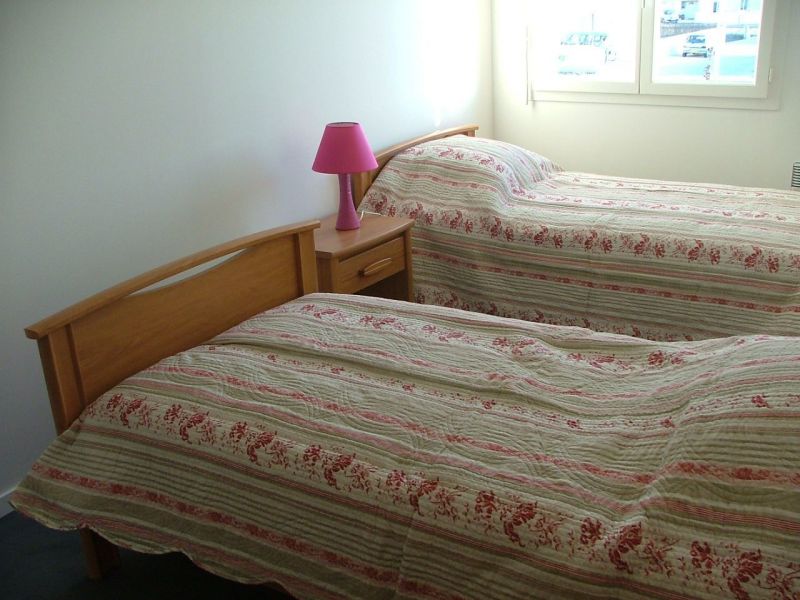 photo 3 Owner direct vacation rental Saint Georges de Didonne maison Poitou-Charentes Charente-Maritime bedroom 1