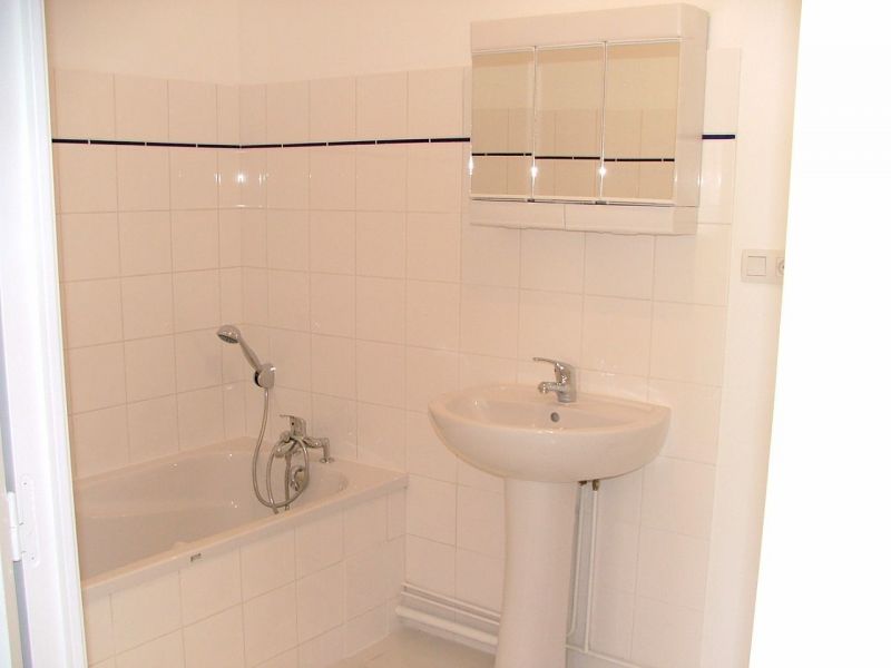 photo 20 Owner direct vacation rental Saint Georges de Didonne maison Poitou-Charentes Charente-Maritime bathroom 1