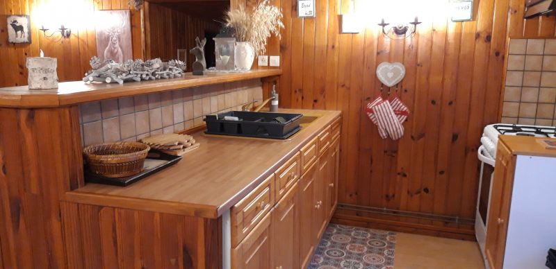 photo 15 Owner direct vacation rental Noyant chalet Pays de la Loire Maine et Loire Open-plan kitchen