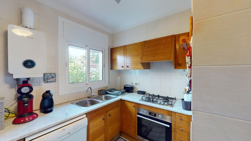 photo 11 Owner direct vacation rental Llana appartement Catalonia Girona (province of) Separate kitchen