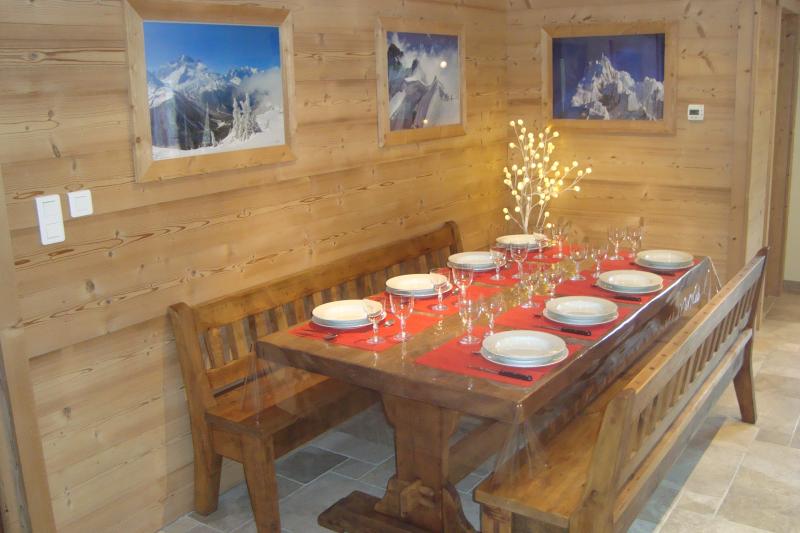 photo 10 Owner direct vacation rental Bellevaux Hirmentaz La Chvrerie appartement Rhone-Alps Haute-Savoie Dining room