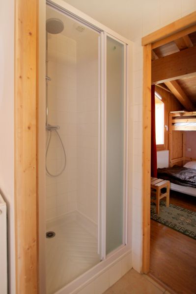 photo 16 Owner direct vacation rental Les 2 Alpes chalet Rhone-Alps Isre bathroom 2