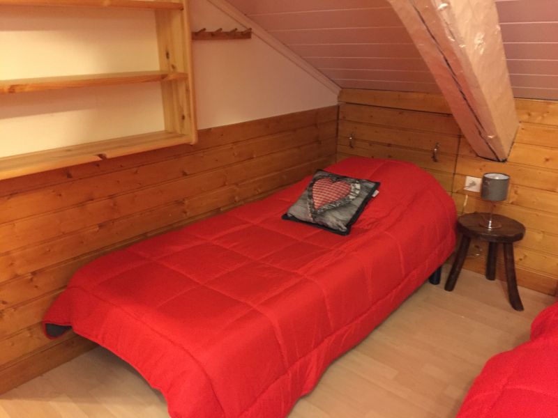 photo 18 Owner direct vacation rental Les Menuires chalet Rhone-Alps Savoie bedroom 5