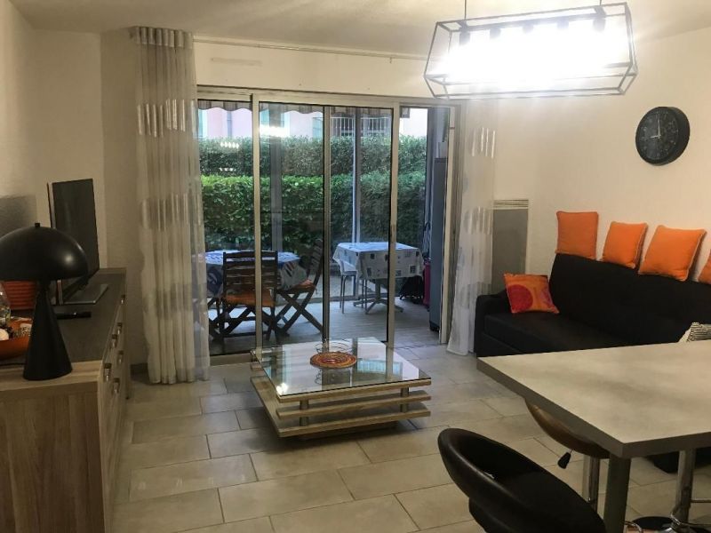 photo 16 Owner direct vacation rental Sanary-sur-Mer appartement Provence-Alpes-Cte d'Azur Var Living room