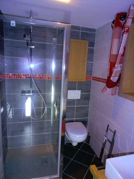 photo 9 Owner direct vacation rental Valloire chalet Rhone-Alps Savoie bathroom 1