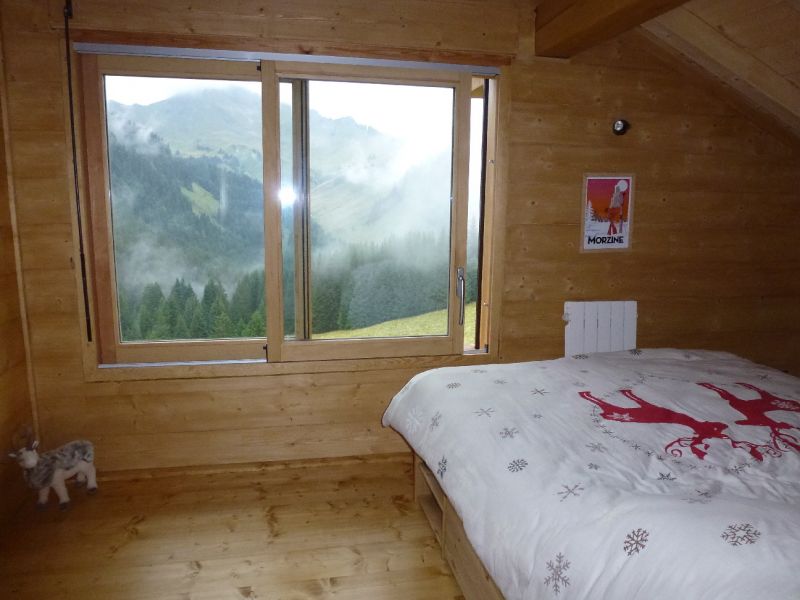 photo 5 Owner direct vacation rental Praz de Lys Sommand chalet Rhone-Alps Haute-Savoie bedroom 1