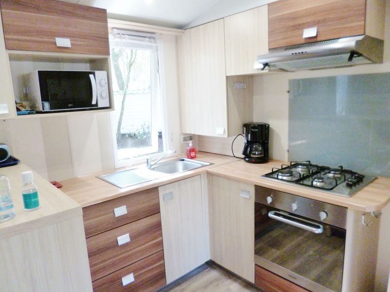 photo 4 Owner direct vacation rental Saint Brevin les Pins mobilhome Pays de la Loire Loire-Atlantique Open-plan kitchen