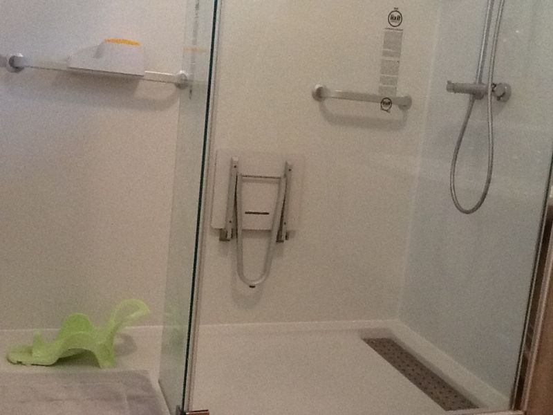 photo 18 Owner direct vacation rental Coulommiers gite Ile-de-France Seine-et-Marne bathroom