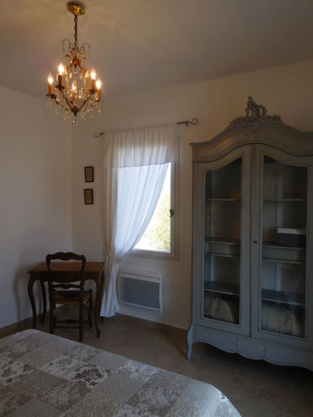 photo 18 Owner direct vacation rental Apt villa Provence-Alpes-Cte d'Azur Vaucluse bedroom 1