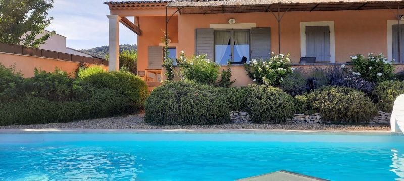 photo 28 Owner direct vacation rental Apt villa Provence-Alpes-Cte d'Azur Vaucluse View of the property from outside