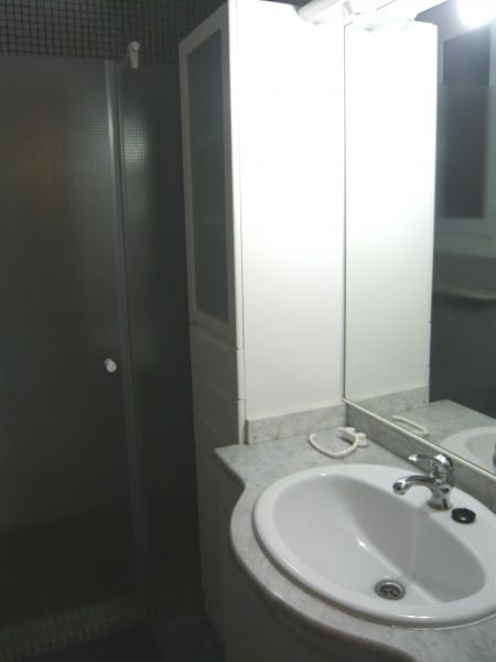photo 17 Owner direct vacation rental Rosas appartement Catalonia Girona (province of) bathroom
