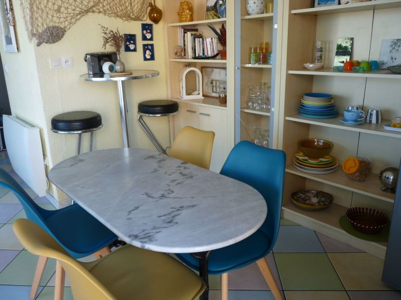 photo 9 Owner direct vacation rental Sete appartement Languedoc-Roussillon Hrault Living room