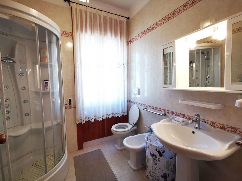 photo 7 Owner direct vacation rental  appartement   bathroom 1