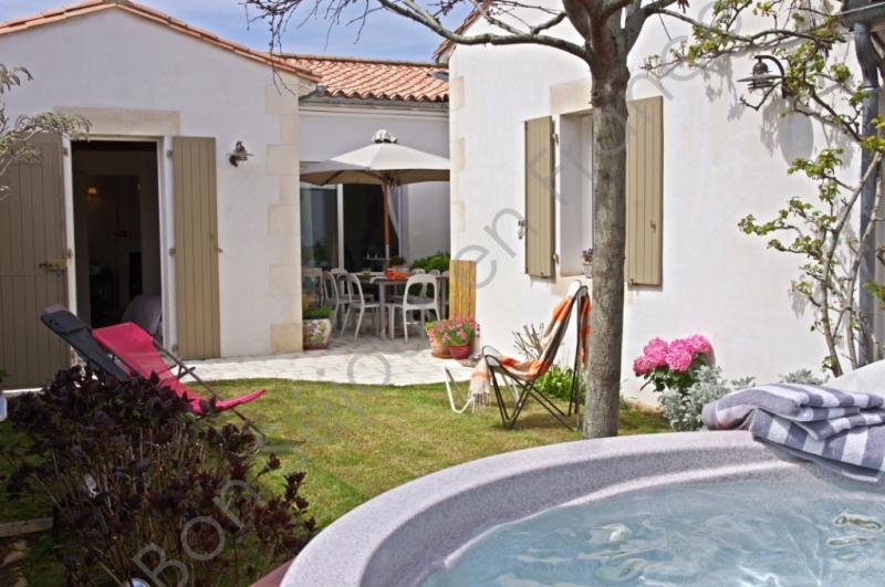 photo 10 Owner direct vacation rental La Flotte en R villa Poitou-Charentes Charente-Maritime Garden