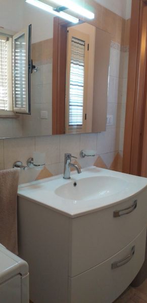 photo 9 Owner direct vacation rental Ugento - Torre San Giovanni appartement Puglia Lecce Province bathroom