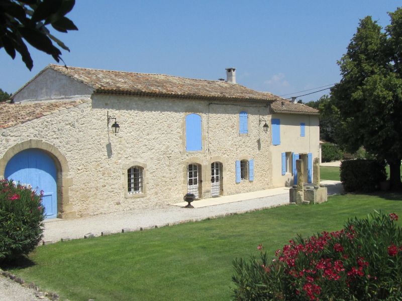 photo 1 Owner direct vacation rental Cavaillon appartement Provence-Alpes-Cte d'Azur Vaucluse View of the property from outside