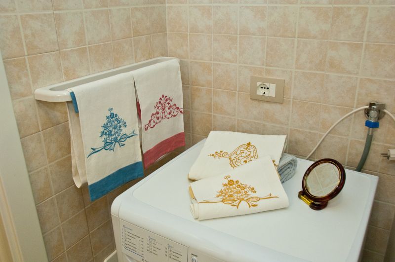 photo 13 Owner direct vacation rental Sampieri studio Sicily Ragusa Province Bathroom w/toilet only